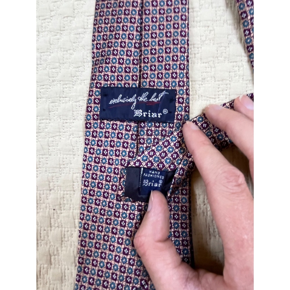 Briar‎ Silk Tie Foulard Hand Made in England 1970s | Salmon | 3.25"W 57"L